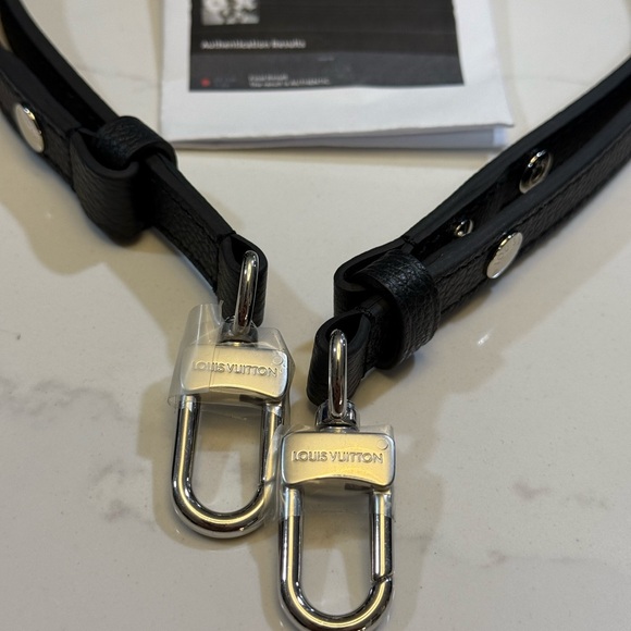 Louis Vuitton Black Leather Strap - New - Picture 1 of 6